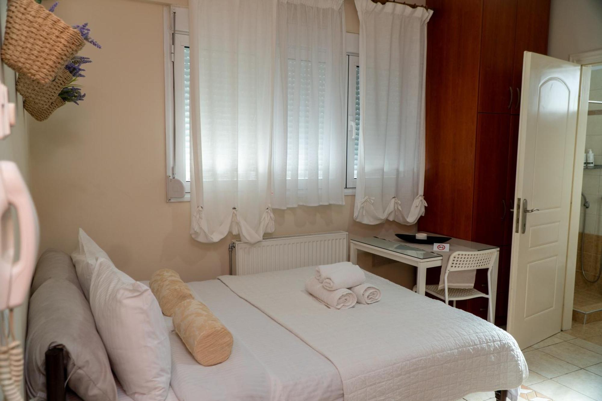 Stergios_Apartments 01 Kozani Bagian luar foto